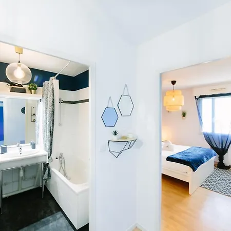 Apartment L'idylle : T2 De Standing Avec Parking - Gare/cite Des Congres/lieu Unique *