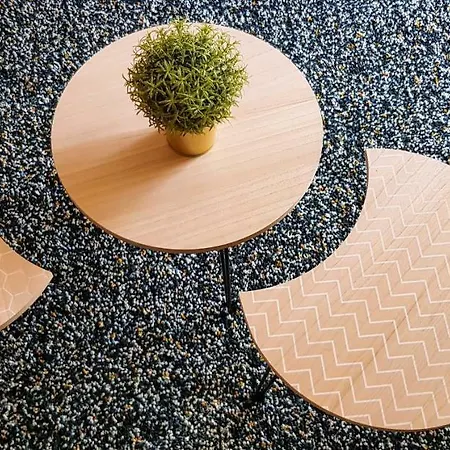 L'idylle : T2 De Standing Avec Parking - Gare/cite Des Congres/lieu Unique *