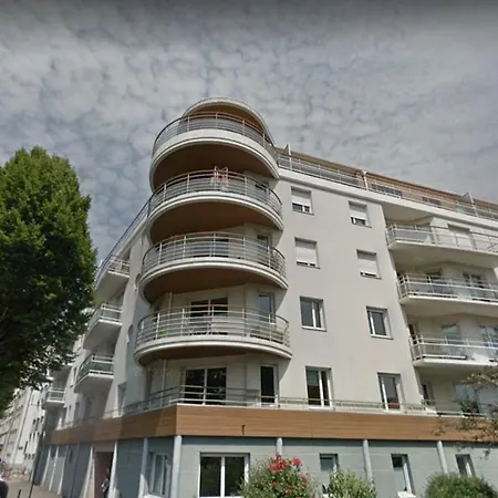 L'idylle : T2 De Standing Avec Parking - Gare/cite Des Congres/lieu Unique Apartment *