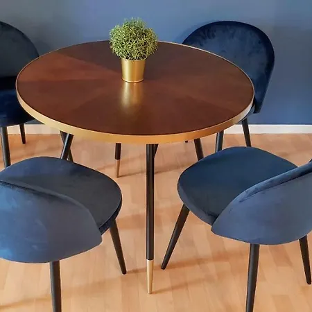 L'idylle : T2 De Standing Avec Parking - Gare/cite Des Congres/lieu Unique Daire *