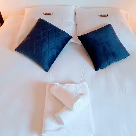 Daire L'idylle : T2 De Standing Avec Parking - Gare/cite Des Congres/lieu Unique Nantes