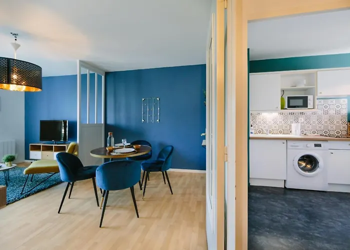 L'idylle : T2 De Standing Avec Parking - Gare/cite Des Congres/lieu Unique شقة