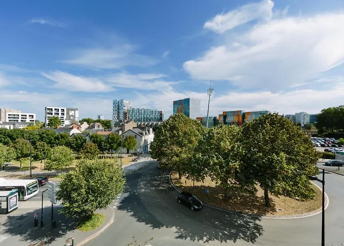 شقة L'idylle : T2 De Standing Avec Parking - Gare/cite Des Congres/lieu Unique *