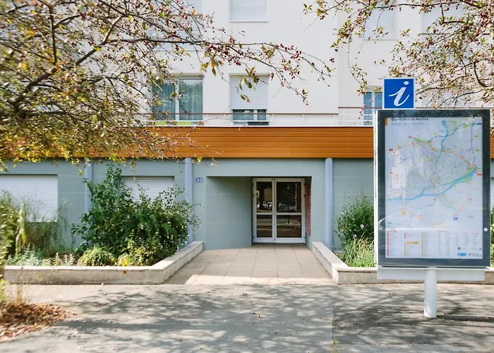 شقة L'idylle : T2 De Standing Avec Parking - Gare/cite Des Congres/lieu Unique *