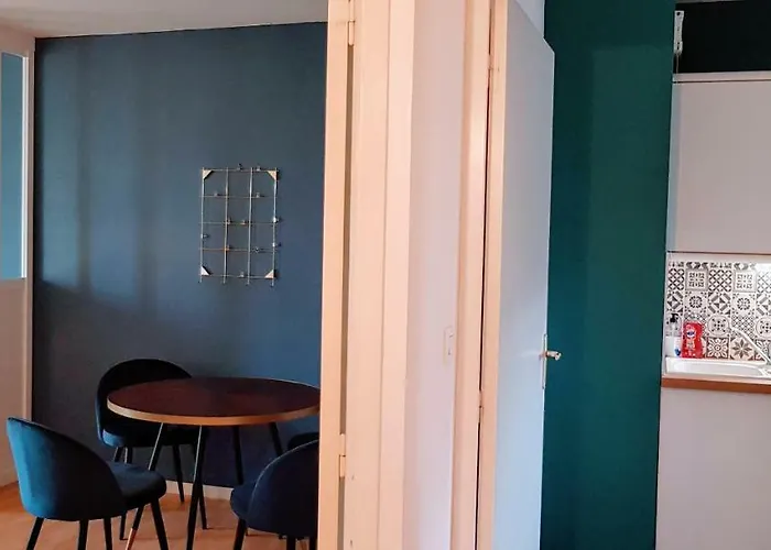 شقة L'idylle : T2 De Standing Avec Parking - Gare/cite Des Congres/lieu Unique *