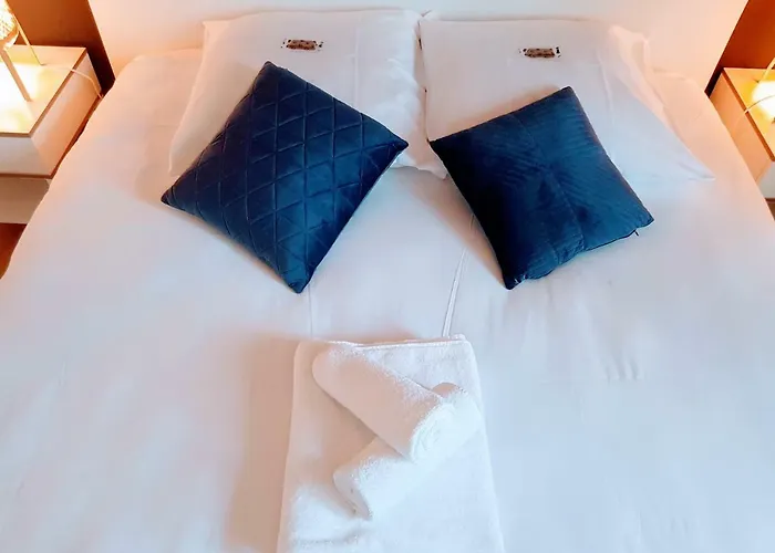 شقة L'idylle : T2 De Standing Avec Parking - Gare/cite Des Congres/lieu Unique نانت